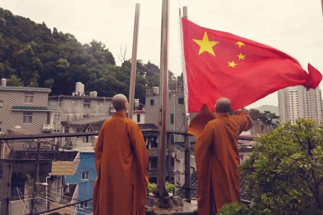 跳跃的立方体